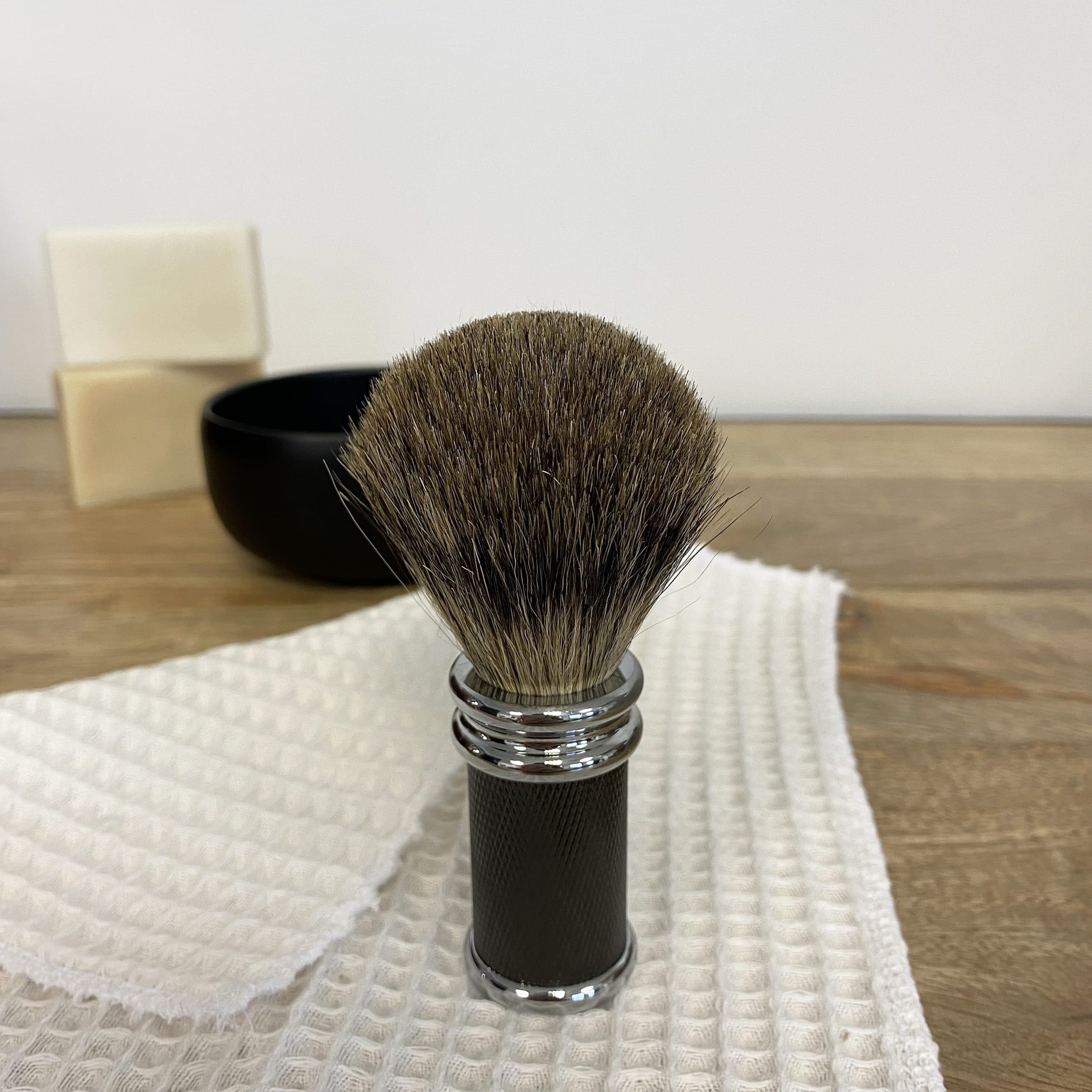 Blaireau en poils naturels aspect métallique